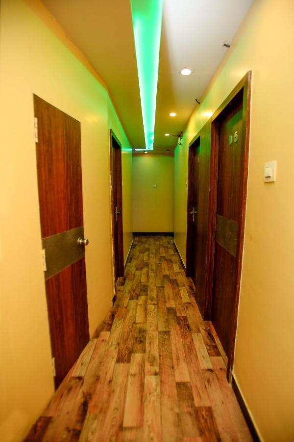 Garden Creek Residency - Near To Mumbai International Airport Hotel Exterior photo